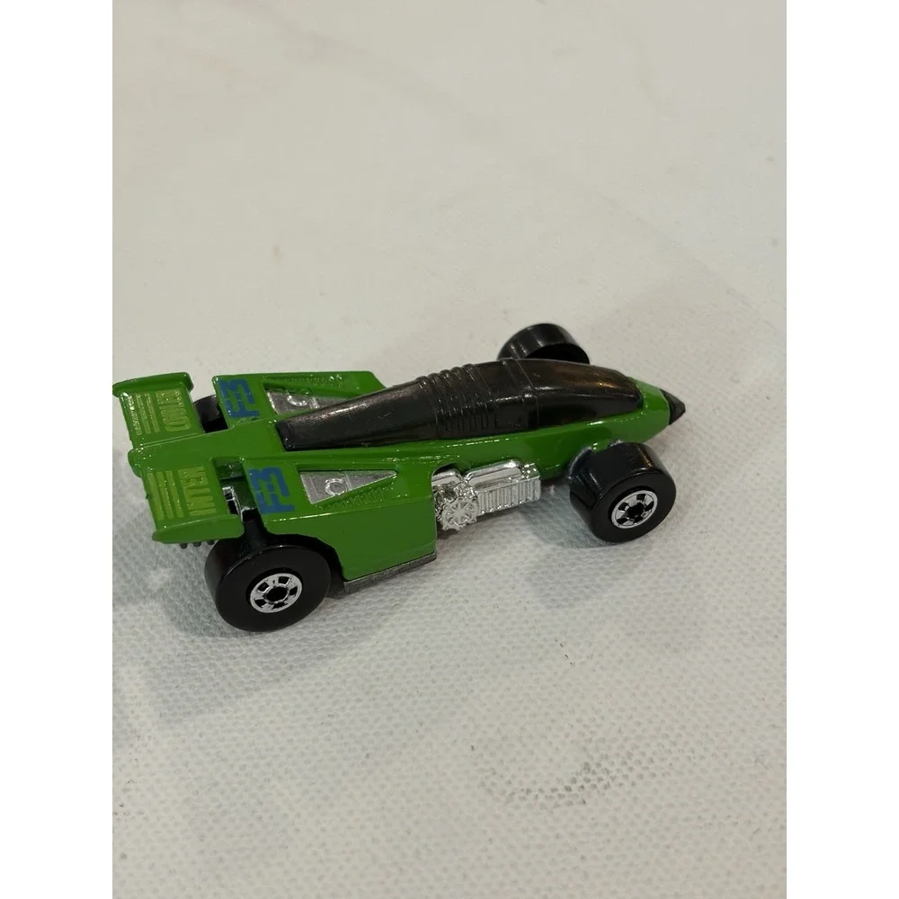 1987 HOT WHEELS F-3 SHADOW INTER COOLED GREEN 1:64 DIECAST JET RACE CAR W/ BLUE
